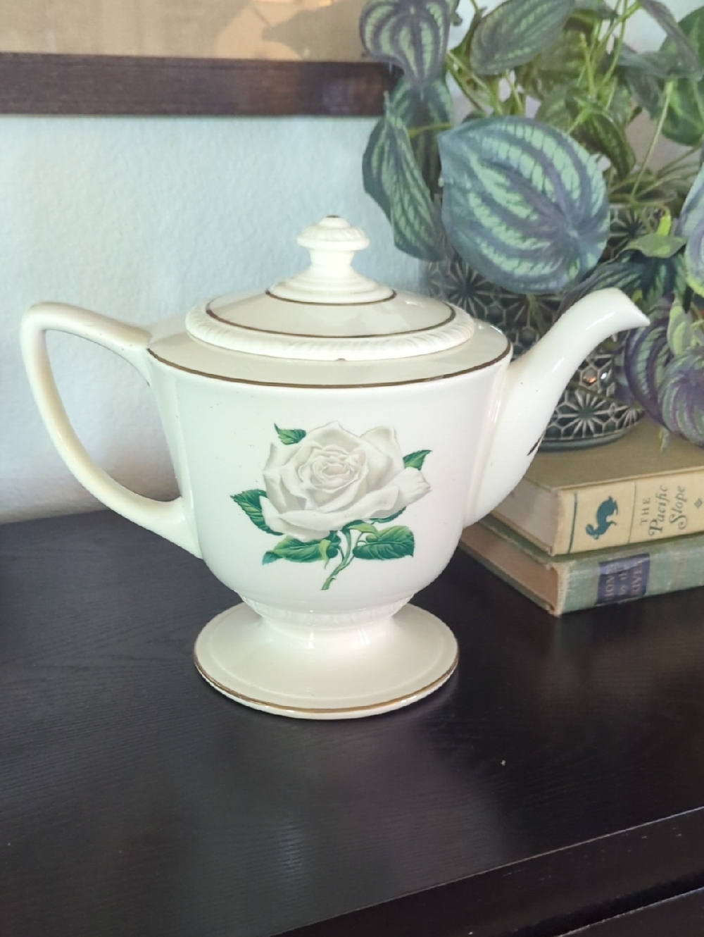 Vintage Homer Laughlin teapot in the Windsor Rose pattern